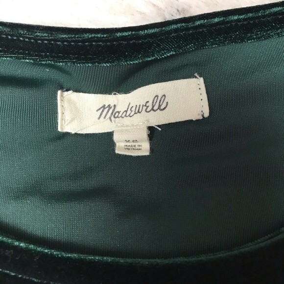 Madewell Green Velvet Short Sleeve Crop Top- Size XS- Great Condition!! - Picture 4 of 6